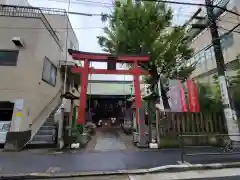 三河稲荷神社の鳥居