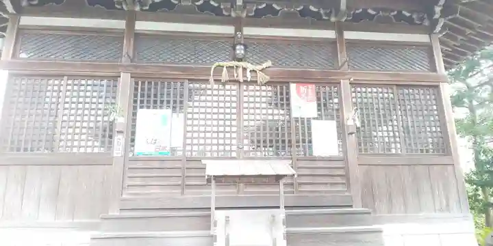 尾津神社の本殿・本堂