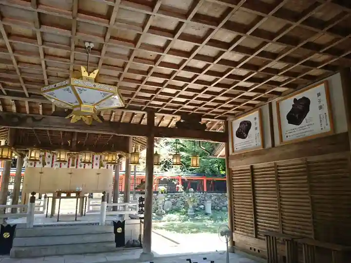 丹生官省符神社の本殿・本堂