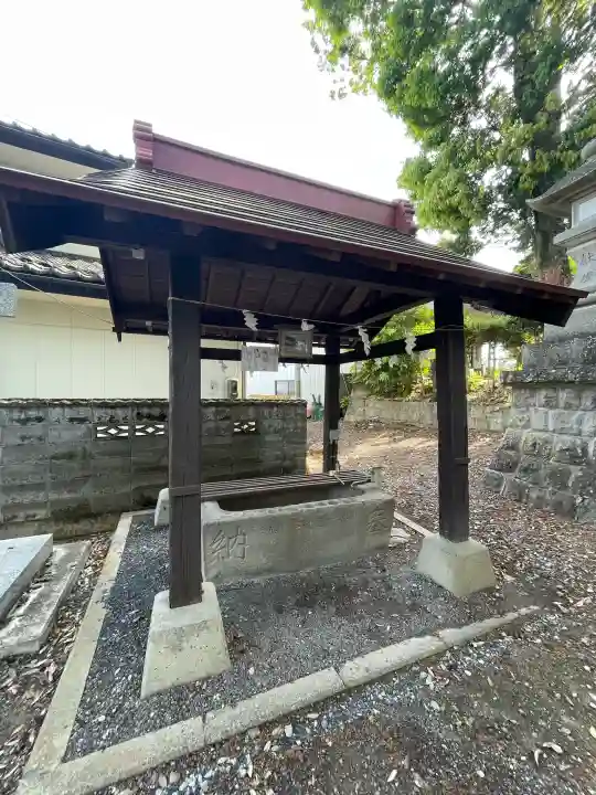 隠津島神社の{uncategorized: "未分類", other: "その他", undefined: "問題あり", building: "その他建物", grave: "お墓", sacred_gate: "鳥居", guardian: "狛犬", statue: "像", buddha: "仏像", history: "歴史", nature: "自然", garden: "庭園", animal: "動物", pagoda: "塔", temizu: "手水舎", mountain_gate: "山門・神門", sanctuary: "本殿・本堂", subordinate: "末社・摂社", art: "芸術", scenery: "景色", jizo: "地蔵", ema: "絵馬", goshuin: "御朱印", omikuji: "おみくじ", items: "授与品その他", amulet: "お守り", goshuincho: "御朱印帳", eats: "食事", festival: "お祭り", votive_dance: "神楽", shichigosan: "七五三参", wedding: "結婚式", experience: "体験その他", initially: "初詣", around: "周辺", anti_infection: "感染症対策"}