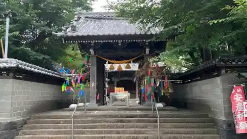 日吉浅間神社の山門・神門