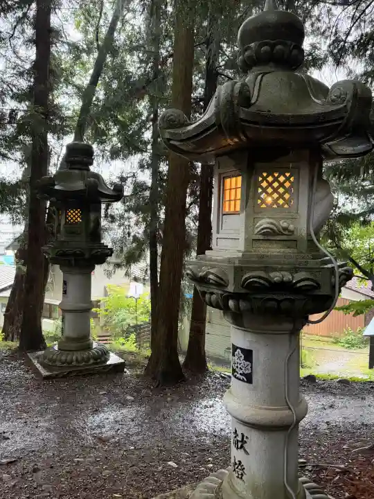 諏訪大社下社春宮(長野県)