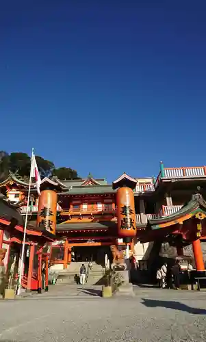 高橋稲荷神社の山門