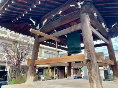 永稱寺の{uncategorized: "未分類", other: "その他", undefined: "問題あり", building: "その他建物", grave: "お墓", sacred_gate: "鳥居", guardian: "狛犬", statue: "像", buddha: "仏像", history: "歴史", nature: "自然", garden: "庭園", animal: "動物", pagoda: "塔", temizu: "手水舎", mountain_gate: "山門・神門", sanctuary: "本殿・本堂", subordinate: "末社・摂社", art: "芸術", scenery: "景色", jizo: "地蔵", ema: "絵馬", goshuin: "御朱印", omikuji: "おみくじ", items: "授与品その他", amulet: "お守り", goshuincho: "御朱印帳", eats: "食事", festival: "お祭り", votive_dance: "神楽", shichigosan: "七五三参", wedding: "結婚式", experience: "体験その他", initially: "初詣", around: "周辺", anti_infection: "感染症対策"}