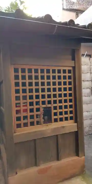 稲荷大明神・市姫大明神の地蔵