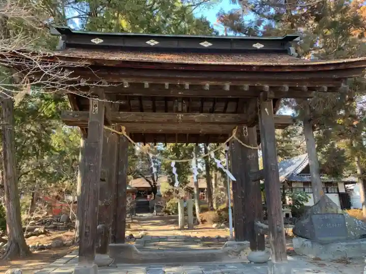 大井俣窪八幡神社の山門・神門