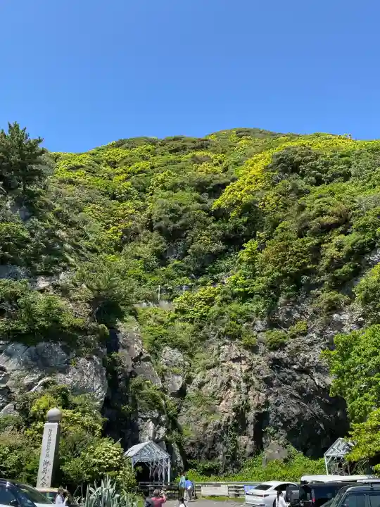 御厨人窟・神明窟(高知県)