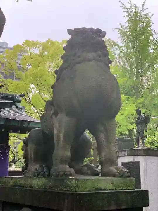 鐵砲洲稲荷神社の狛犬