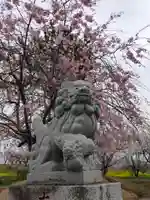 三軒家の鬼門除け稲荷の狛犬