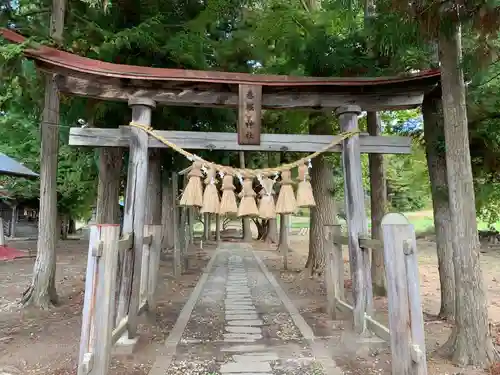 巻堀神社の鳥居