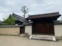 北室院の{uncategorized: "未分類", other: "その他", undefined: "問題あり", building: "その他建物", grave: "お墓", sacred_gate: "鳥居", guardian: "狛犬", statue: "像", buddha: "仏像", history: "歴史", nature: "自然", garden: "庭園", animal: "動物", pagoda: "塔", temizu: "手水舎", mountain_gate: "山門・神門", sanctuary: "本殿・本堂", subordinate: "末社・摂社", art: "芸術", scenery: "景色", jizo: "地蔵", ema: "絵馬", goshuin: "御朱印", omikuji: "おみくじ", items: "授与品その他", amulet: "お守り", goshuincho: "御朱印帳", eats: "食事", festival: "お祭り", votive_dance: "神楽", shichigosan: "七五三参", wedding: "結婚式", experience: "体験その他", initially: "初詣", around: "周辺", anti_infection: "感染症対策"}
