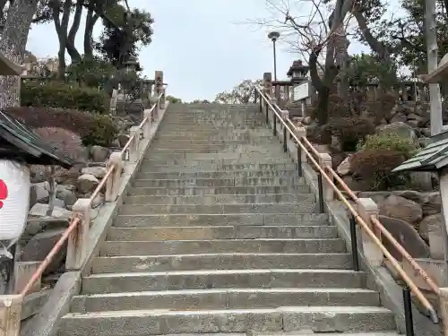敏馬神社の{uncategorized: "未分類", other: "その他", undefined: "問題あり", building: "その他建物", grave: "お墓", sacred_gate: "鳥居", guardian: "狛犬", statue: "像", buddha: "仏像", history: "歴史", nature: "自然", garden: "庭園", animal: "動物", pagoda: "塔", temizu: "手水舎", mountain_gate: "山門・神門", sanctuary: "本殿・本堂", subordinate: "末社・摂社", art: "芸術", scenery: "景色", jizo: "地蔵", ema: "絵馬", goshuin: "御朱印", omikuji: "おみくじ", items: "授与品その他", amulet: "お守り", goshuincho: "御朱印帳", eats: "食事", festival: "お祭り", votive_dance: "神楽", shichigosan: "七五三参", wedding: "結婚式", experience: "体験その他", initially: "初詣", around: "周辺", anti_infection: "感染症対策"}