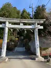 三所神社の鳥居