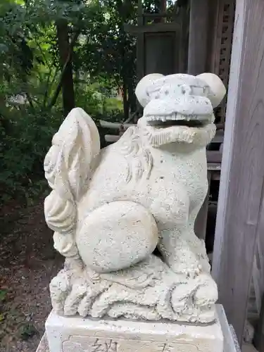 賀茂神社の狛犬