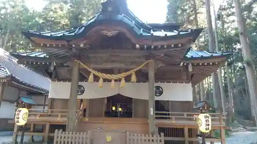 御岩神社の本殿・本堂