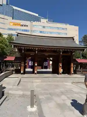 警固神社の{uncategorized: "未分類", other: "その他", undefined: "問題あり", building: "その他建物", grave: "お墓", sacred_gate: "鳥居", guardian: "狛犬", statue: "像", buddha: "仏像", history: "歴史", nature: "自然", garden: "庭園", animal: "動物", pagoda: "塔", temizu: "手水舎", mountain_gate: "山門・神門", sanctuary: "本殿・本堂", subordinate: "末社・摂社", art: "芸術", scenery: "景色", jizo: "地蔵", ema: "絵馬", goshuin: "御朱印", omikuji: "おみくじ", items: "授与品その他", amulet: "お守り", goshuincho: "御朱印帳", eats: "食事", festival: "お祭り", votive_dance: "神楽", shichigosan: "七五三参", wedding: "結婚式", experience: "体験その他", initially: "初詣", around: "周辺", anti_infection: "感染症対策"}