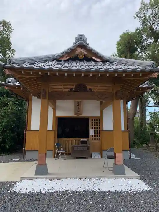 足手荒神 甲斐神社の本殿・本堂