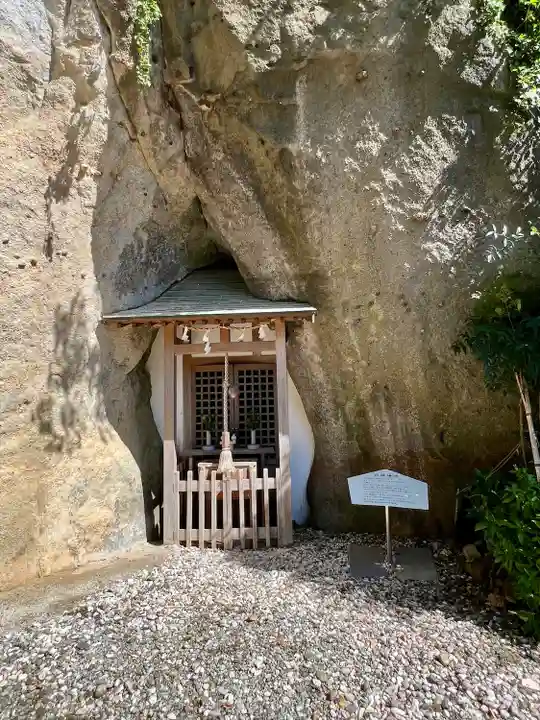 岩樟神社(兵庫県)