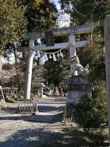 五所駒瀧神社の鳥居