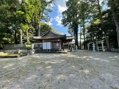勝手神社の{uncategorized: "未分類", other: "その他", undefined: "問題あり", building: "その他建物", grave: "お墓", sacred_gate: "鳥居", guardian: "狛犬", statue: "像", buddha: "仏像", history: "歴史", nature: "自然", garden: "庭園", animal: "動物", pagoda: "塔", temizu: "手水舎", mountain_gate: "山門・神門", sanctuary: "本殿・本堂", subordinate: "末社・摂社", art: "芸術", scenery: "景色", jizo: "地蔵", ema: "絵馬", goshuin: "御朱印", omikuji: "おみくじ", items: "授与品その他", amulet: "お守り", goshuincho: "御朱印帳", eats: "食事", festival: "お祭り", votive_dance: "神楽", shichigosan: "七五三参", wedding: "結婚式", experience: "体験その他", initially: "初詣", around: "周辺", anti_infection: "感染症対策"}