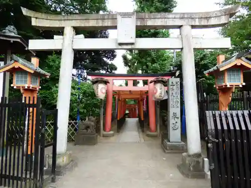 花園稲荷神社の鳥居