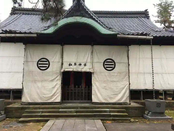 松阜神社の本殿・本堂