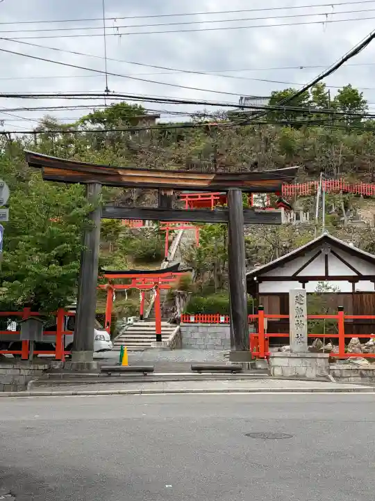 建勲神社の{uncategorized: "未分類", other: "その他", undefined: "問題あり", building: "その他建物", grave: "お墓", sacred_gate: "鳥居", guardian: "狛犬", statue: "像", buddha: "仏像", history: "歴史", nature: "自然", garden: "庭園", animal: "動物", pagoda: "塔", temizu: "手水舎", mountain_gate: "山門・神門", sanctuary: "本殿・本堂", subordinate: "末社・摂社", art: "芸術", scenery: "景色", jizo: "地蔵", ema: "絵馬", goshuin: "御朱印", omikuji: "おみくじ", items: "授与品その他", amulet: "お守り", goshuincho: "御朱印帳", eats: "食事", festival: "お祭り", votive_dance: "神楽", shichigosan: "七五三参", wedding: "結婚式", experience: "体験その他", initially: "初詣", around: "周辺", anti_infection: "感染症対策"}