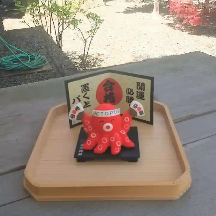 彌彦神社 (伊夜日子神社)の像