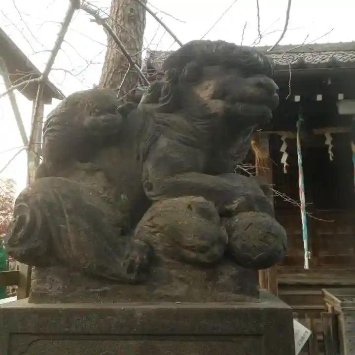 利田神社の狛犬