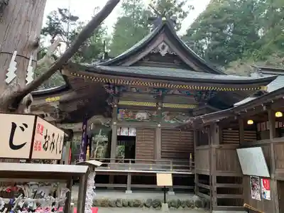 宝登山神社の本殿・本堂