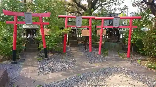 朝日氷川神社の末社