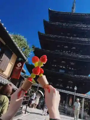 東寺（教王護国寺）の{uncategorized: "未分類", other: "その他", undefined: "問題あり", building: "その他建物", grave: "お墓", sacred_gate: "鳥居", guardian: "狛犬", statue: "像", buddha: "仏像", history: "歴史", nature: "自然", garden: "庭園", animal: "動物", pagoda: "塔", temizu: "手水舎", mountain_gate: "山門・神門", sanctuary: "本殿・本堂", subordinate: "末社・摂社", art: "芸術", scenery: "景色", jizo: "地蔵", ema: "絵馬", goshuin: "御朱印", omikuji: "おみくじ", items: "授与品その他", amulet: "お守り", goshuincho: "御朱印帳", eats: "食事", festival: "お祭り", votive_dance: "神楽", shichigosan: "七五三参", wedding: "結婚式", experience: "体験その他", initially: "初詣", around: "周辺", anti_infection: "感染症対策"}