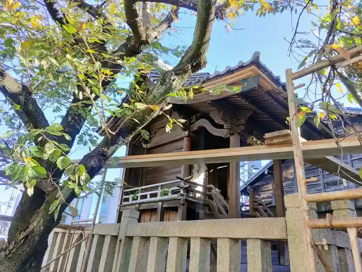 白山社の本殿・本堂