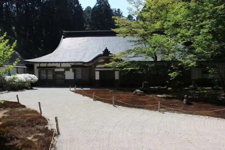 比叡山延暦寺の本殿・本堂
