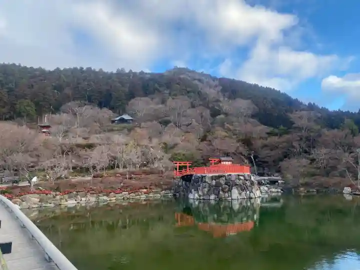 勝尾寺の{uncategorized: "未分類", other: "その他", undefined: "問題あり", building: "その他建物", grave: "お墓", sacred_gate: "鳥居", guardian: "狛犬", statue: "像", buddha: "仏像", history: "歴史", nature: "自然", garden: "庭園", animal: "動物", pagoda: "塔", temizu: "手水舎", mountain_gate: "山門・神門", sanctuary: "本殿・本堂", subordinate: "末社・摂社", art: "芸術", scenery: "景色", jizo: "地蔵", ema: "絵馬", goshuin: "御朱印", omikuji: "おみくじ", items: "授与品その他", amulet: "お守り", goshuincho: "御朱印帳", eats: "食事", festival: "お祭り", votive_dance: "神楽", shichigosan: "七五三参", wedding: "結婚式", experience: "体験その他", initially: "初詣", around: "周辺", anti_infection: "感染症対策"}