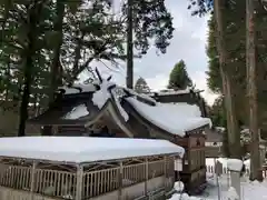 御形神社の本殿