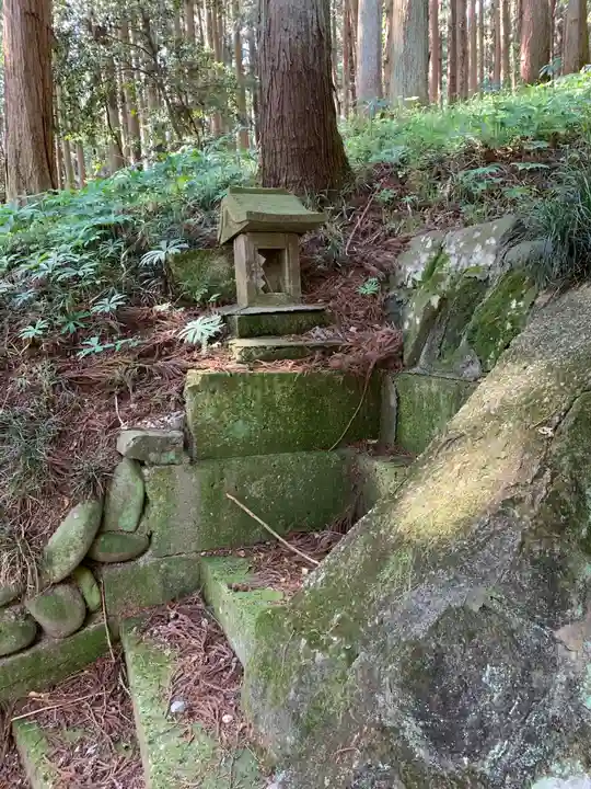沢湯泉神社のその他建物
