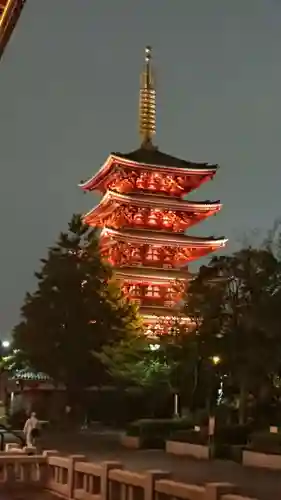 浅草寺の塔