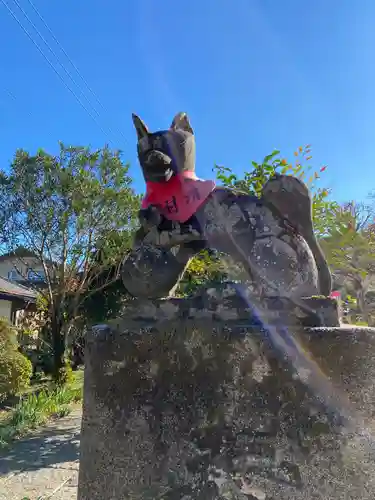 尾曳稲荷神社の狛犬