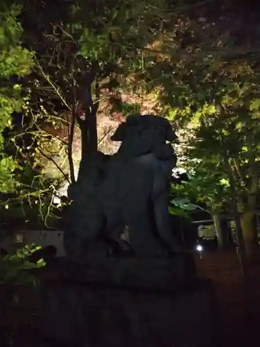 北広島市総鎮守　廣島神社の狛犬