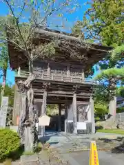 宝持院の山門