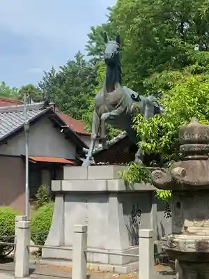 津嶋神社(萩原町西御堂)の狛犬