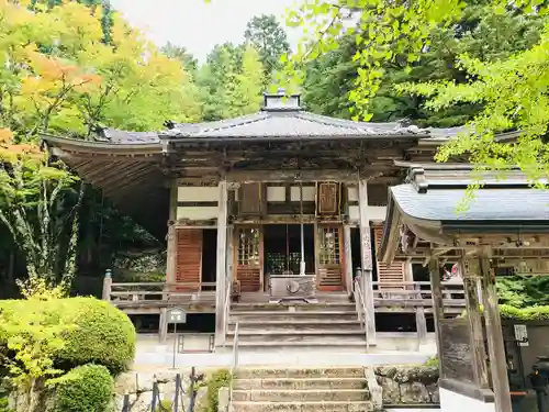 花山院菩提寺の本殿・本堂