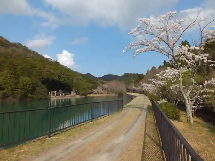 三上神社(滋賀県)