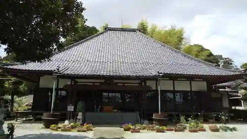 東光寺の本殿