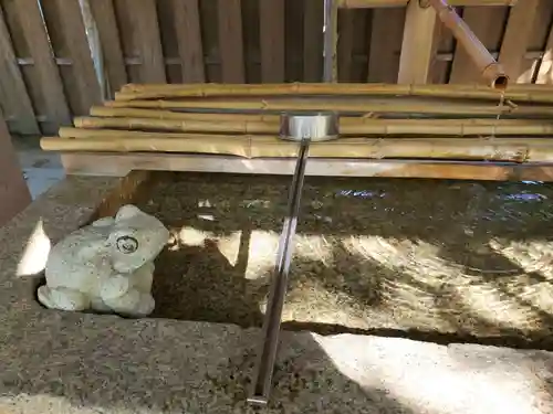 筒井八幡神社の手水舎