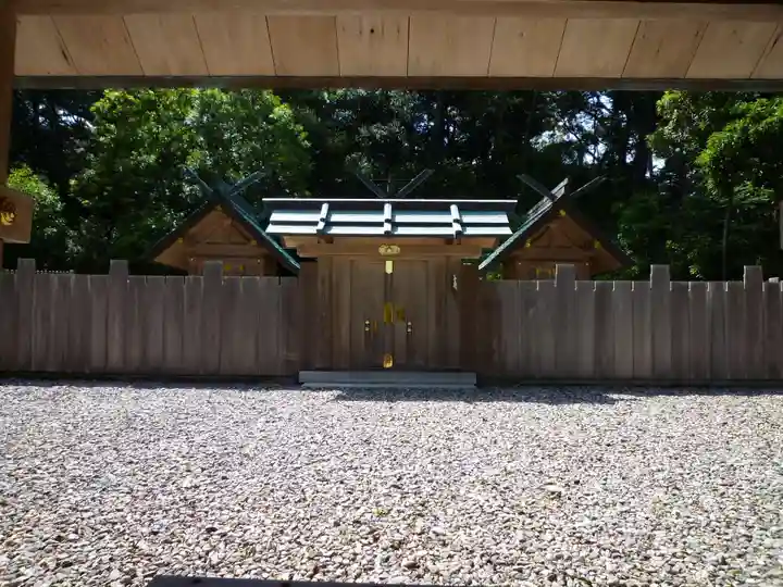 阿射加神社の本殿・本堂