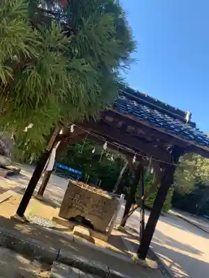 黒山八幡宮の手水舎