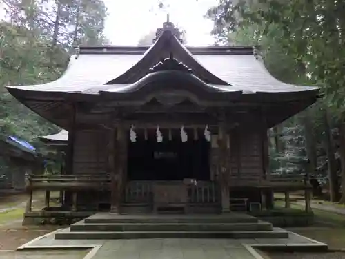 日吉神社の本殿・本堂