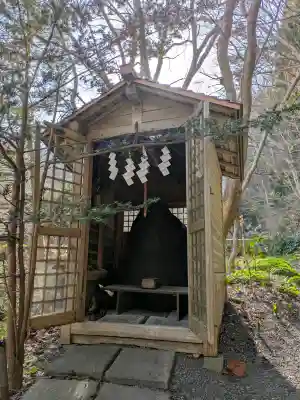 函館八幡宮の{uncategorized: "未分類", other: "その他", undefined: "問題あり", building: "その他建物", grave: "お墓", sacred_gate: "鳥居", guardian: "狛犬", statue: "像", buddha: "仏像", history: "歴史", nature: "自然", garden: "庭園", animal: "動物", pagoda: "塔", temizu: "手水舎", mountain_gate: "山門・神門", sanctuary: "本殿・本堂", subordinate: "末社・摂社", art: "芸術", scenery: "景色", jizo: "地蔵", ema: "絵馬", goshuin: "御朱印", omikuji: "おみくじ", items: "授与品その他", amulet: "お守り", goshuincho: "御朱印帳", eats: "食事", festival: "お祭り", votive_dance: "神楽", shichigosan: "七五三参", wedding: "結婚式", experience: "体験その他", initially: "初詣", around: "周辺", anti_infection: "感染症対策"}